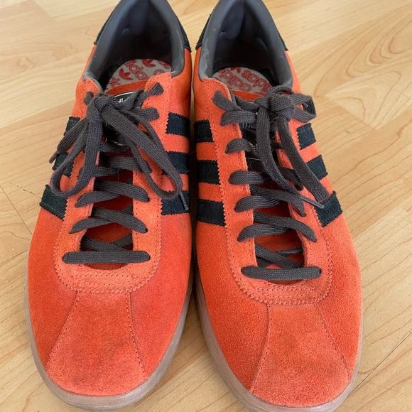 Adidas Trinidad and Tobago trainers Size 9.5 - Picture 2 of 7